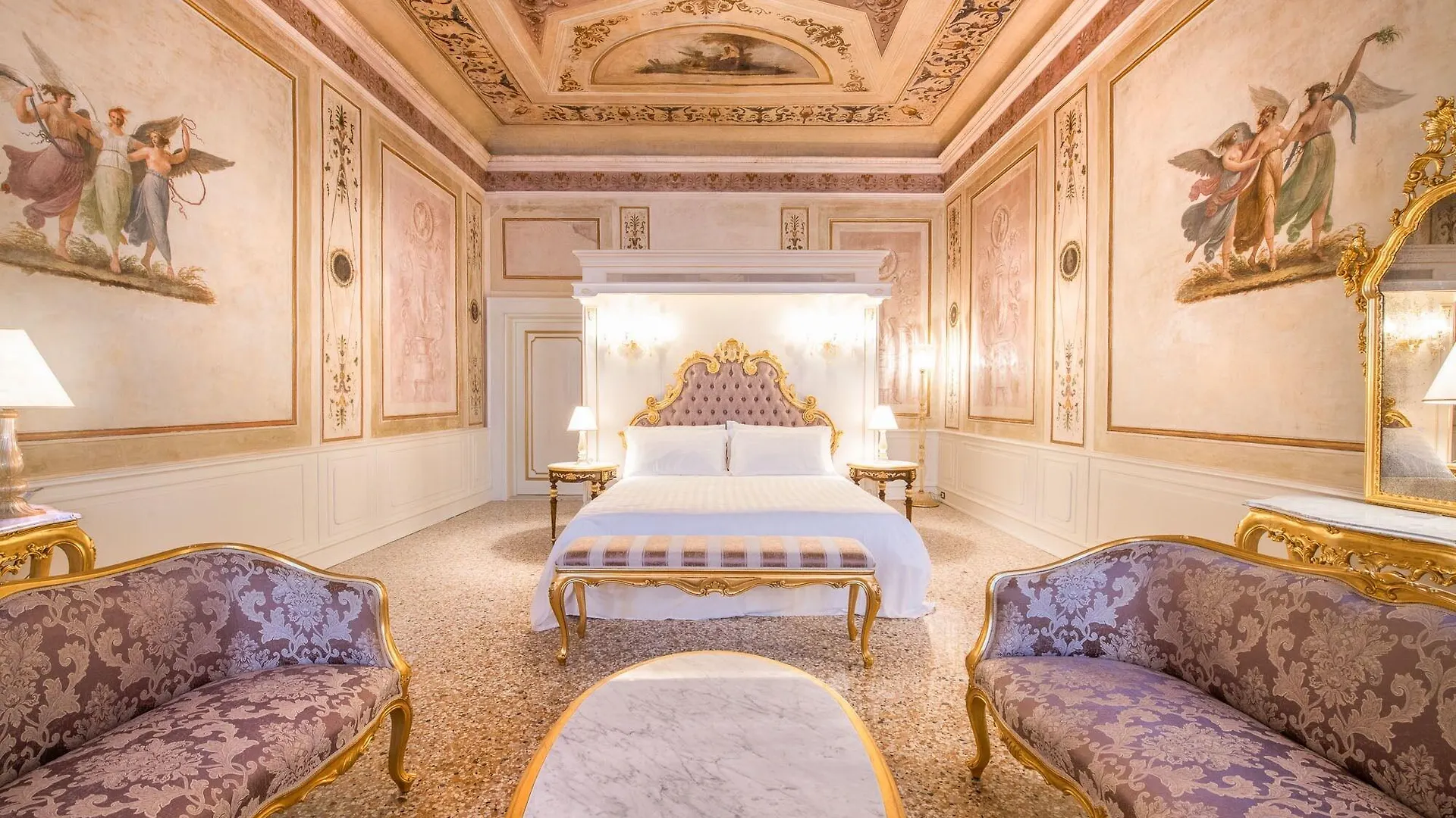 Ca' Bonfadini Historic Experience Hotel Venice