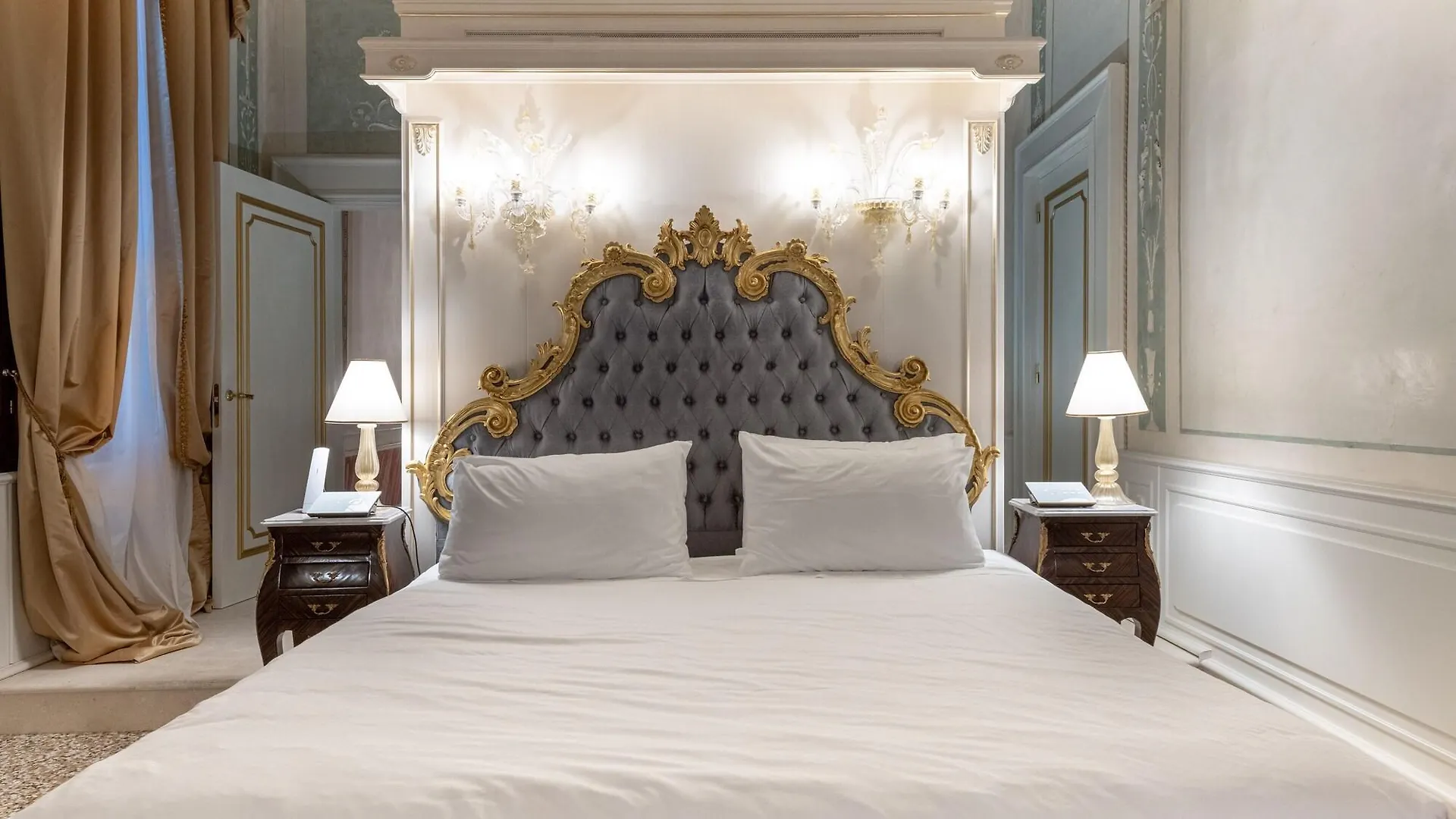 Ca' Bonfadini Historic Experience Hotel Venice
